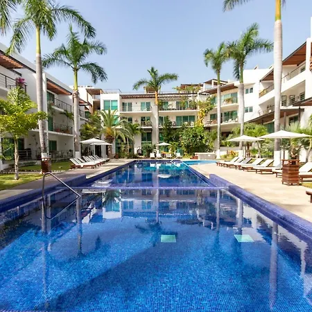 Modern 2 Bedroom Condo Colorful And Creative - At Via 38 Condos A13