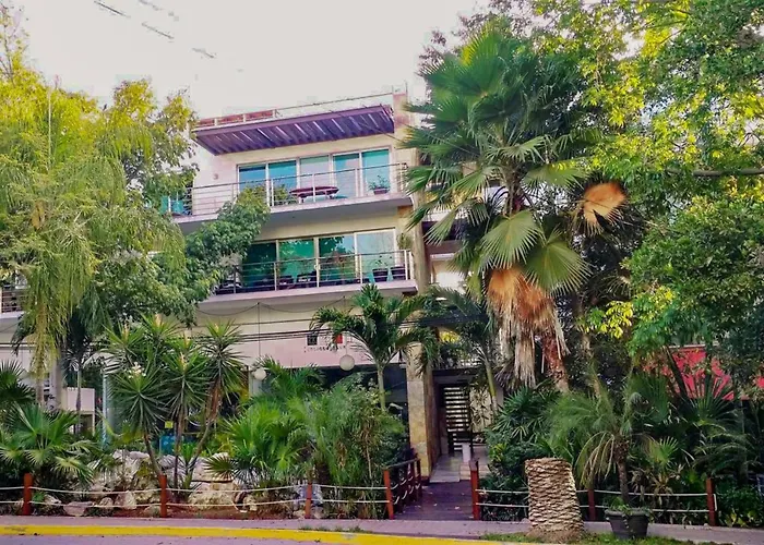 Casa de férias Via 38 - 2Br With Private Elevator, Pool & Gym Playa del Carmen