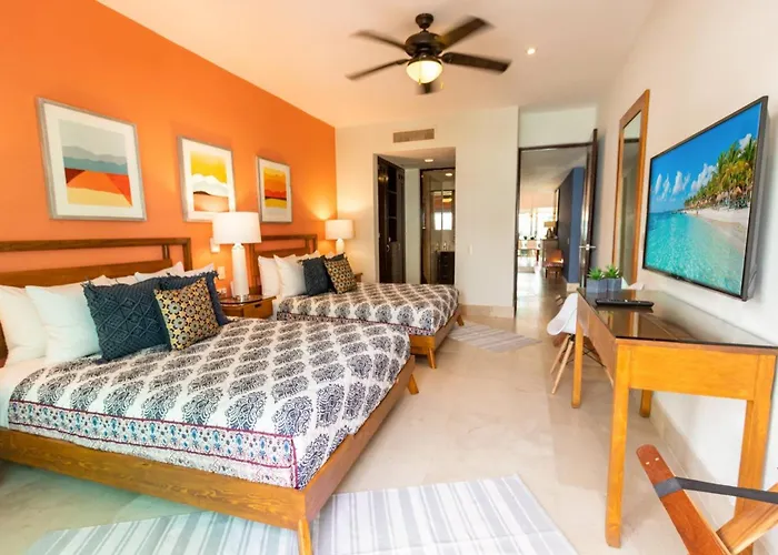 Via 38 - 2Br With Private Elevator, Pool & Gym *