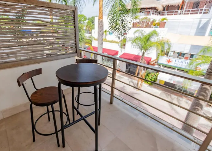 Via 38 - 2Br With Private Elevator, Pool & Gym