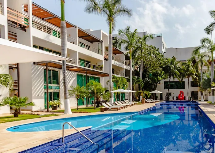 Via 38 - 2Br With Private Elevator, Pool & Gym *