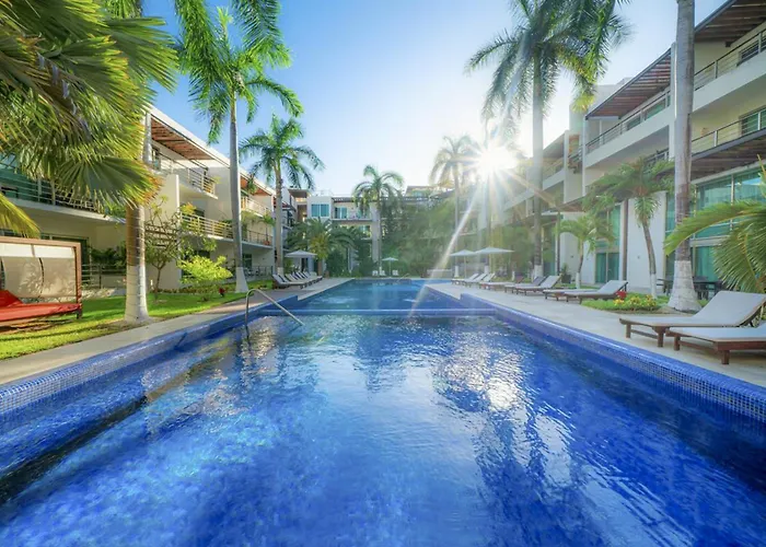 Via 38 - 2Br With Private Elevator, Pool & Gym Apartment *
