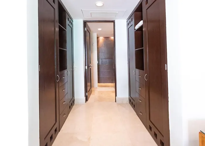 Apartment Via 38 - 2Br With Private Elevator, Pool & Gym