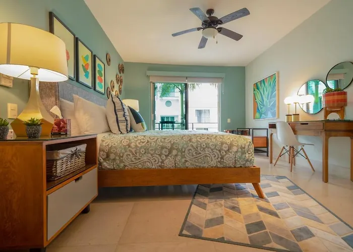 Via 38 - 2Br With Private Elevator, Pool & Gym Apartment